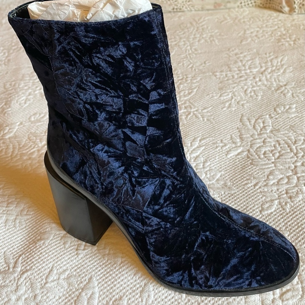 Dear Frances blue crushed velvet spirit boots.  NWOT